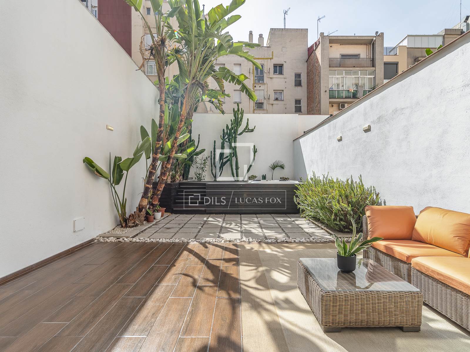 Apartment in Barcelona, Spain 2 bedrooms, 112 sq.m. No. 192567