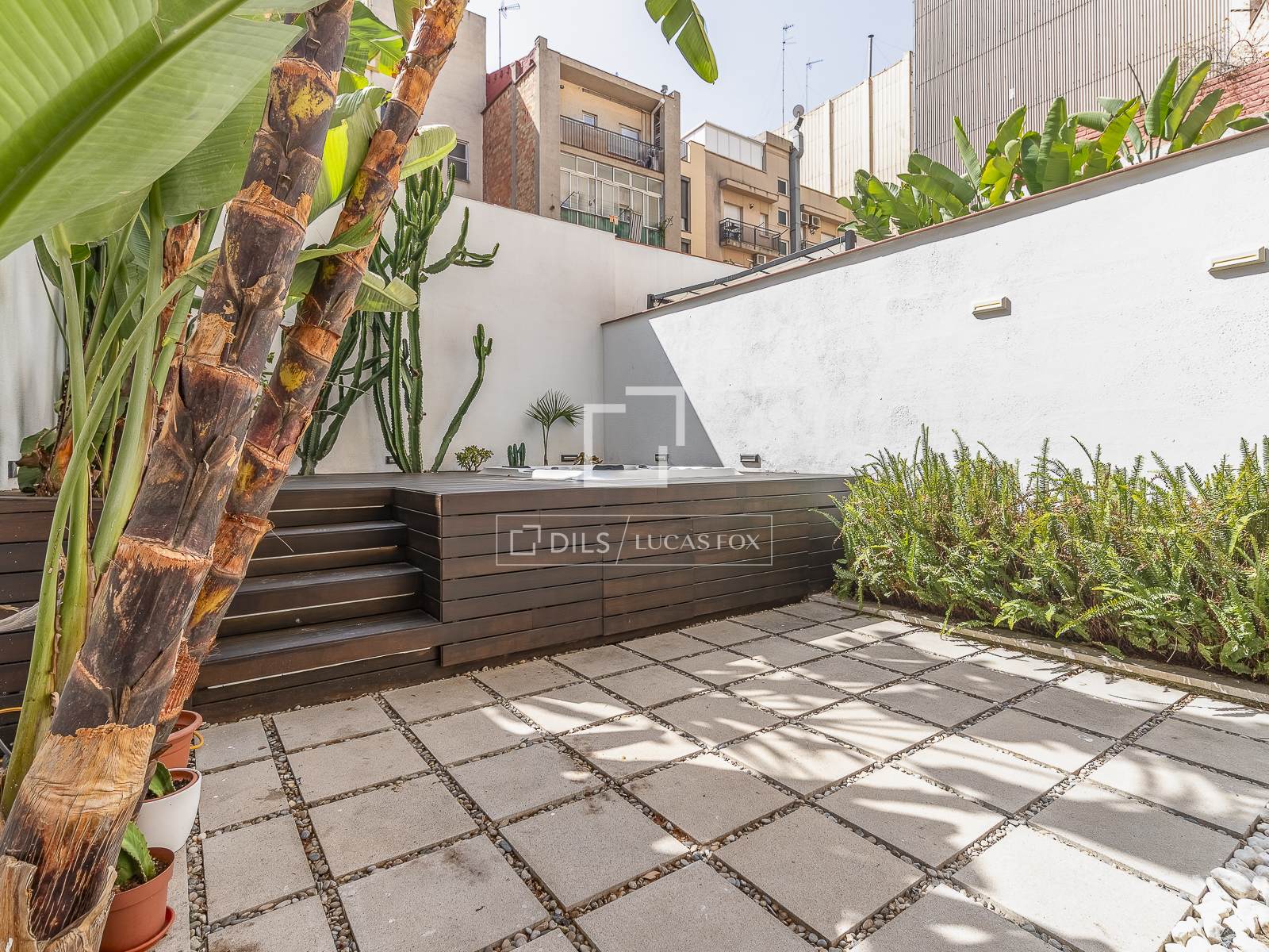 Apartment in Barcelona, Spain 2 bedrooms, 112 sq.m. No. 192567