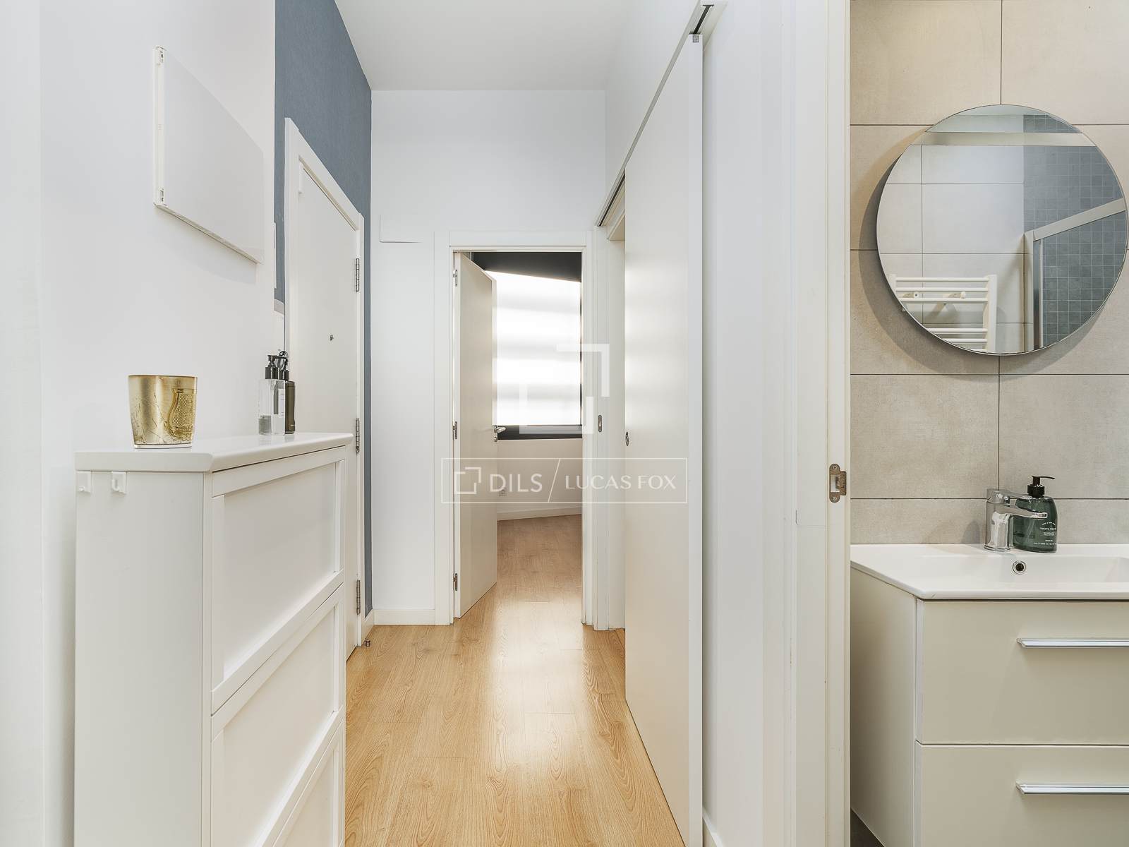 Apartment in Barcelona, Spain 2 bedrooms, 112 sq.m. No. 192567