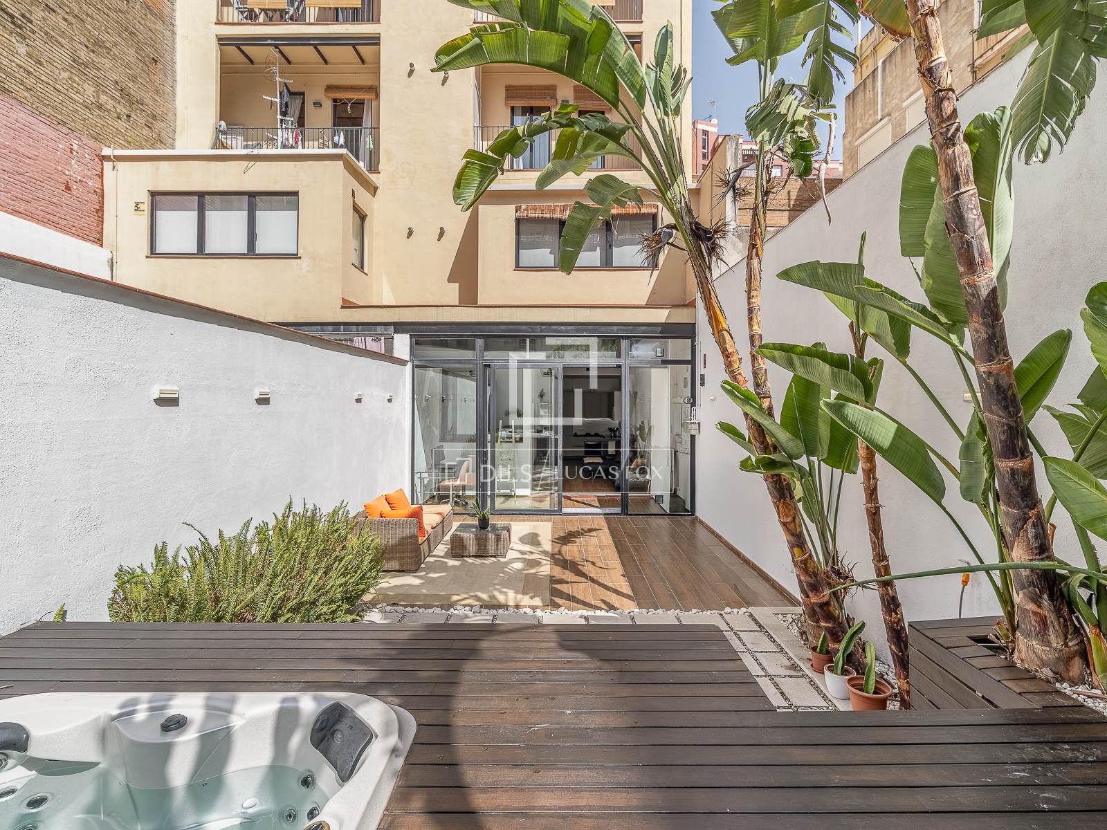 Apartment in Barcelona, Spain 2 bedrooms, 112 sq.m. No. 192567