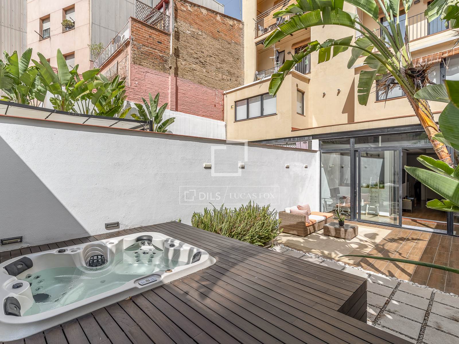 Apartment in Barcelona, Spain 2 bedrooms, 112 sq.m. No. 192567
