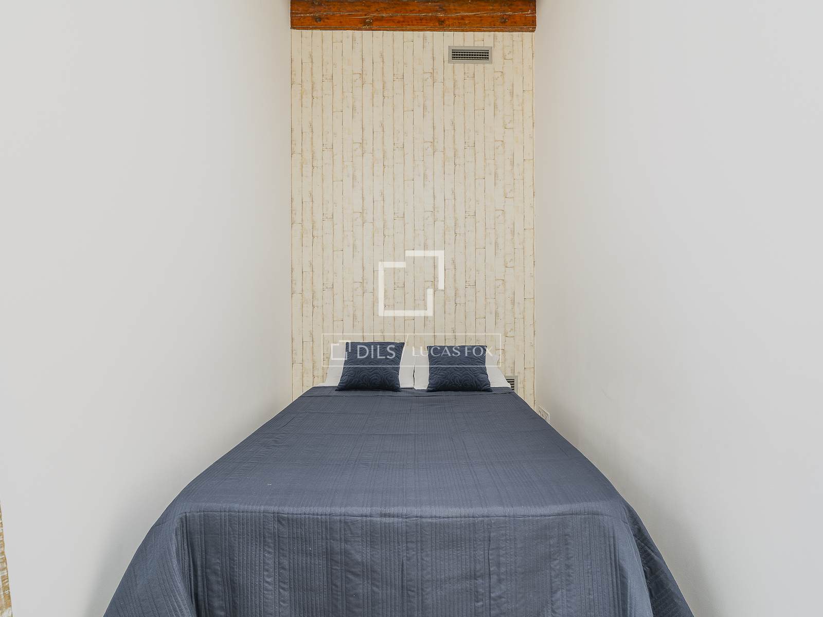 Apartment in Barcelona, Spain 2 bedrooms, 112 sq.m. No. 192567