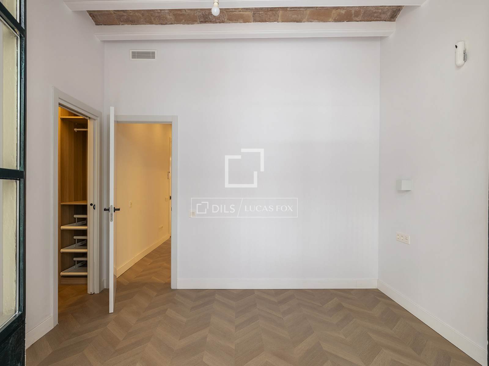 Apartment in Barcelona, Spain 2 bedrooms, 78 sq.m. No. 192571