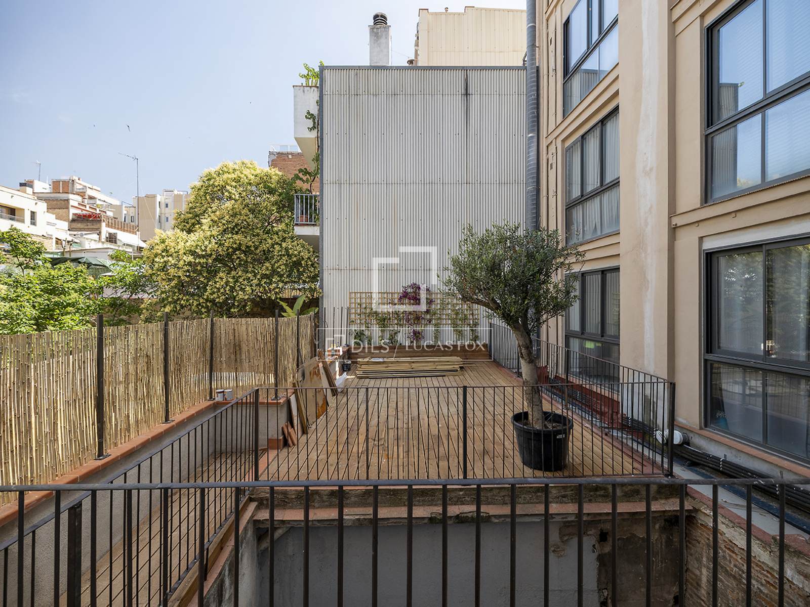 Apartment in Barcelona, Spain 2 bedrooms, 78 sq.m. No. 192571