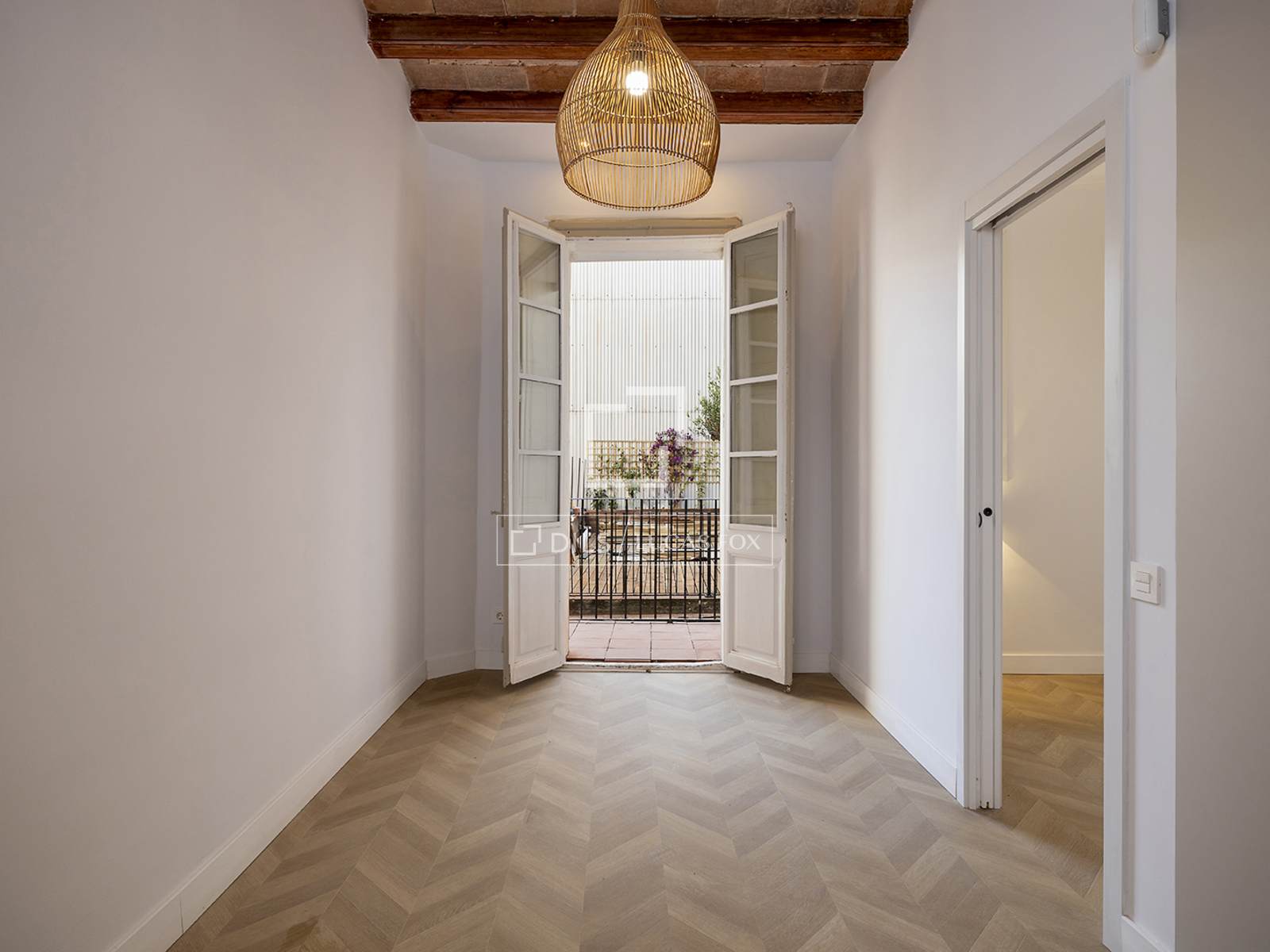 Apartment in Barcelona, Spain 2 bedrooms, 78 sq.m. No. 192571