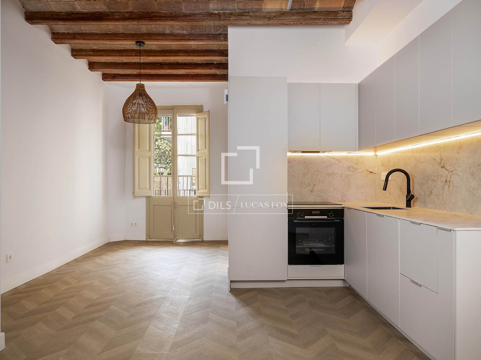Apartment in Barcelona, Spain 2 bedrooms, 78 sq.m. No. 192571