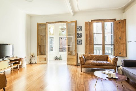 Apartment in Barcelona, Spain 3 bedrooms, 152 sq.m. No. 192573