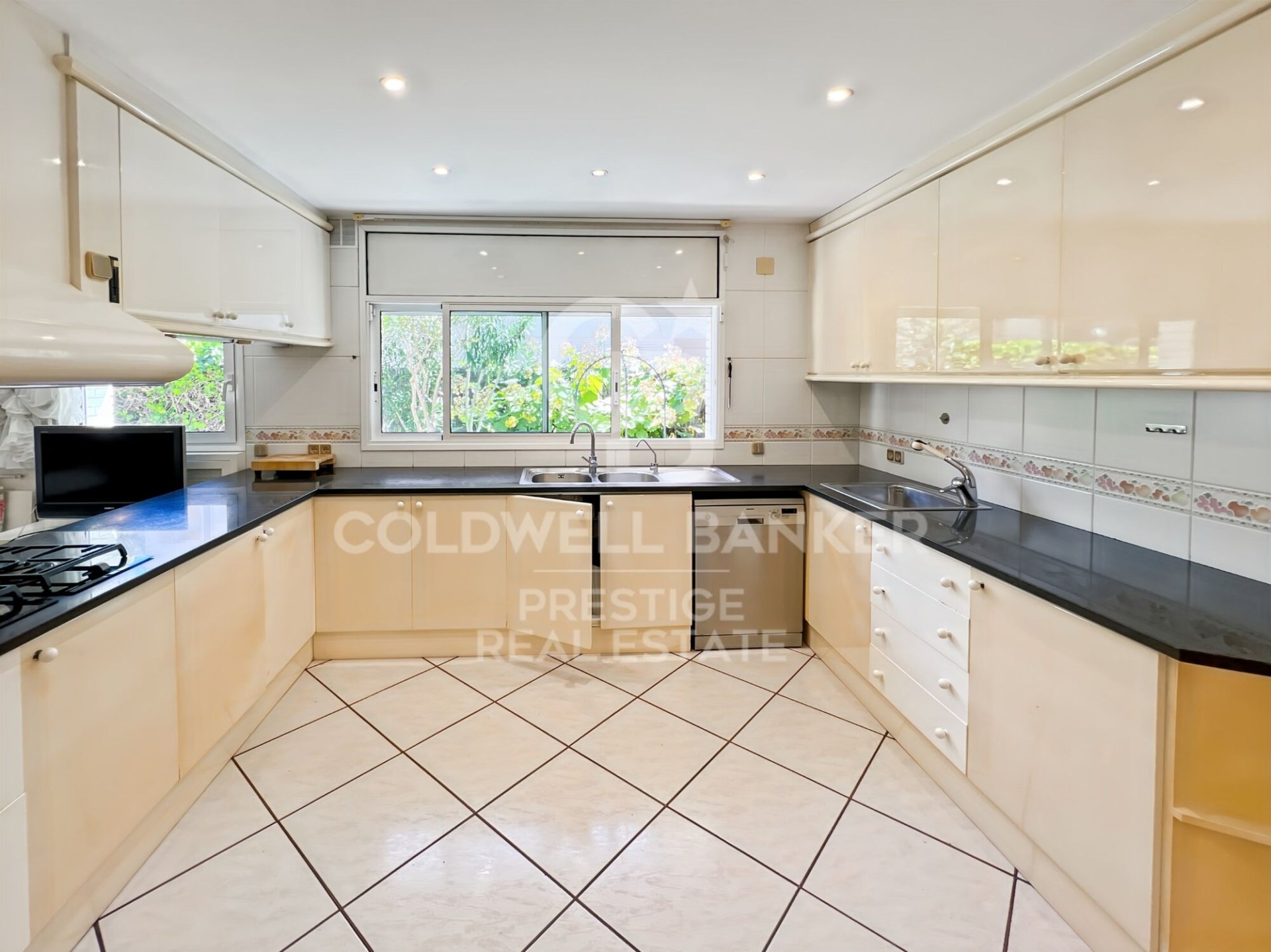 Villa in Sitges, Barcelona, Spain 6 bedrooms, 760 sq.m. No. 159157