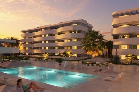 Apartamento en Guardamar del Segura, Alicante, España 2 dormitorios, 83 m2 No. 193076