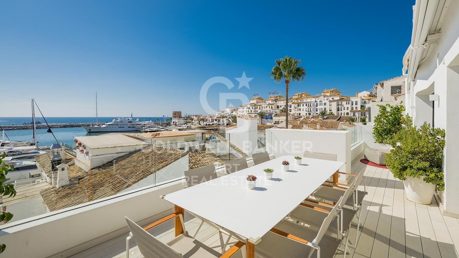 Lägenhet i Marbella, Malaga, Spanien 3 sovrum, 274 kvm. Nr. 158056