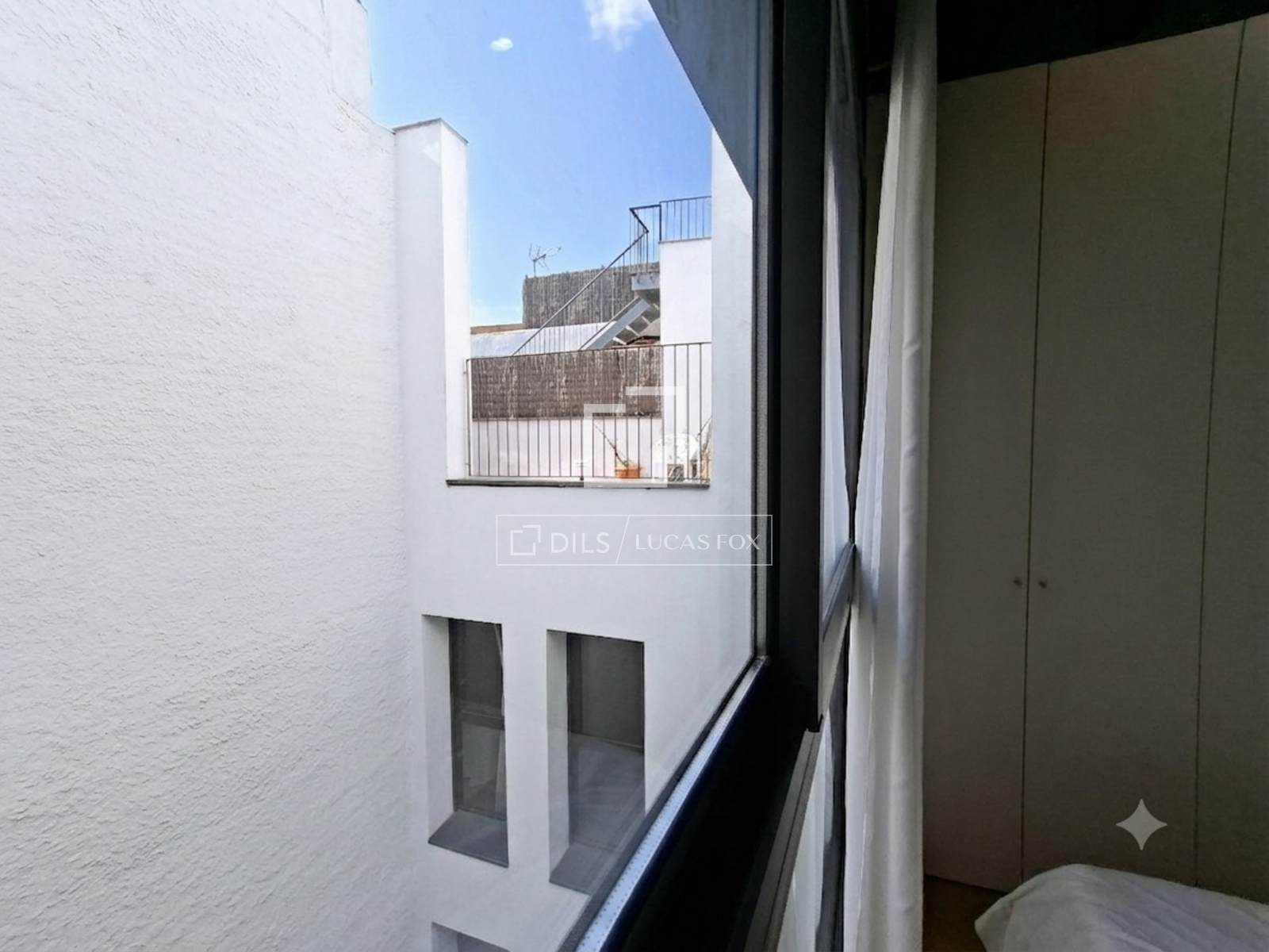 Dzīvoklis Barcelona, Spānijā 2 istabas, 74 m2 Nr. 192697