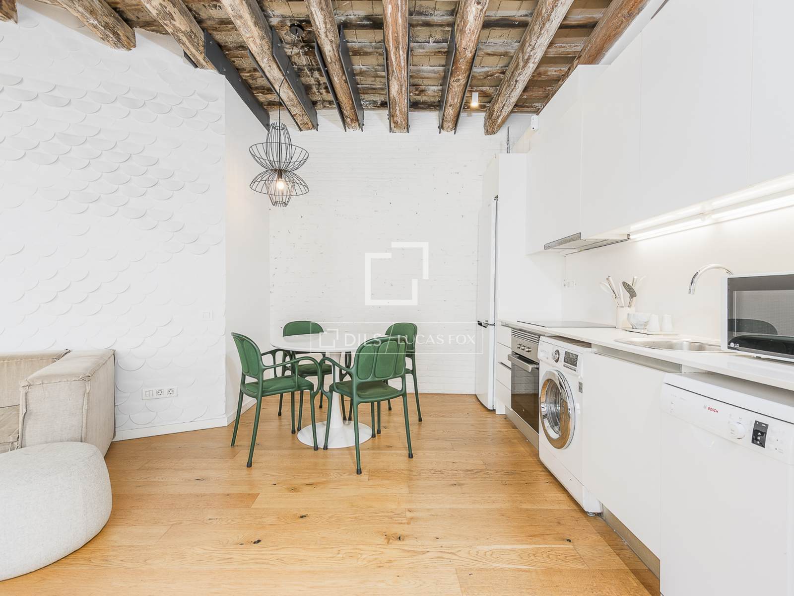 Dzīvoklis Barcelona, Spānijā 2 istabas, 74 m2 Nr. 192697