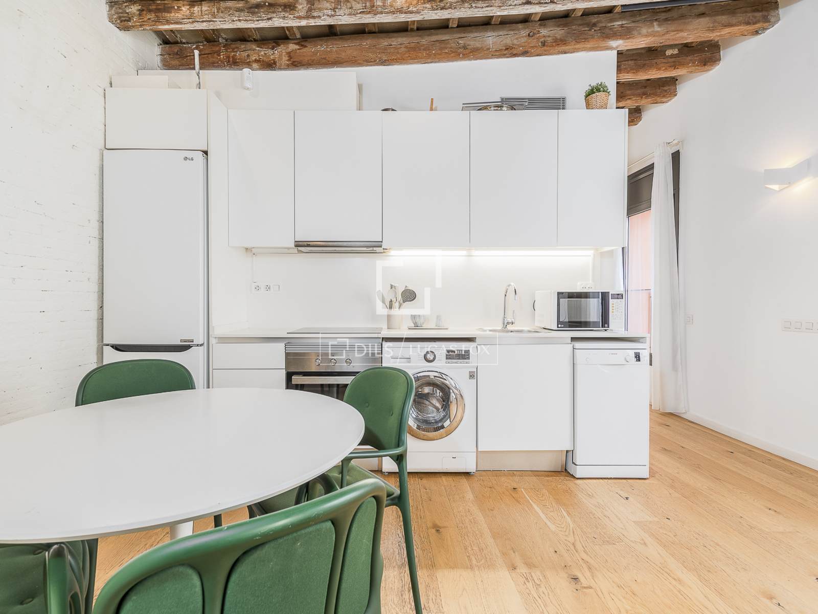 Dzīvoklis Barcelona, Spānijā 2 istabas, 74 m2 Nr. 192697