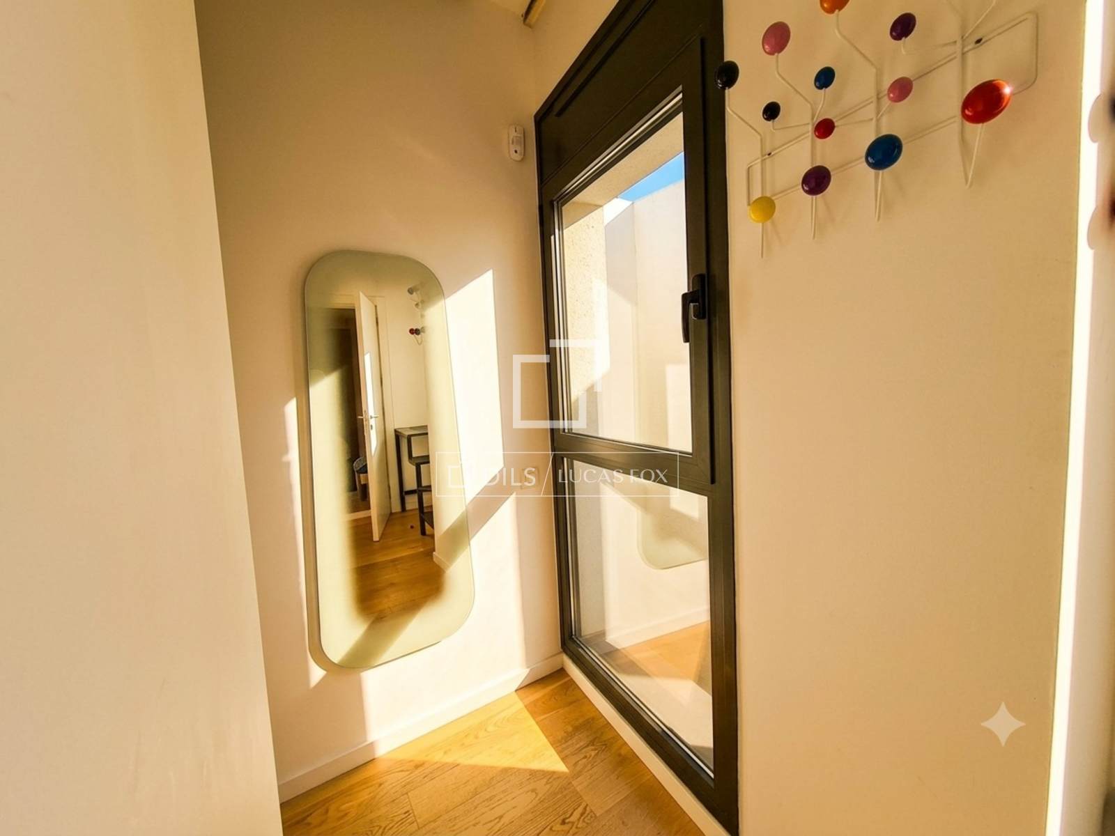 Dzīvoklis Barcelona, Spānijā 2 istabas, 74 m2 Nr. 192697