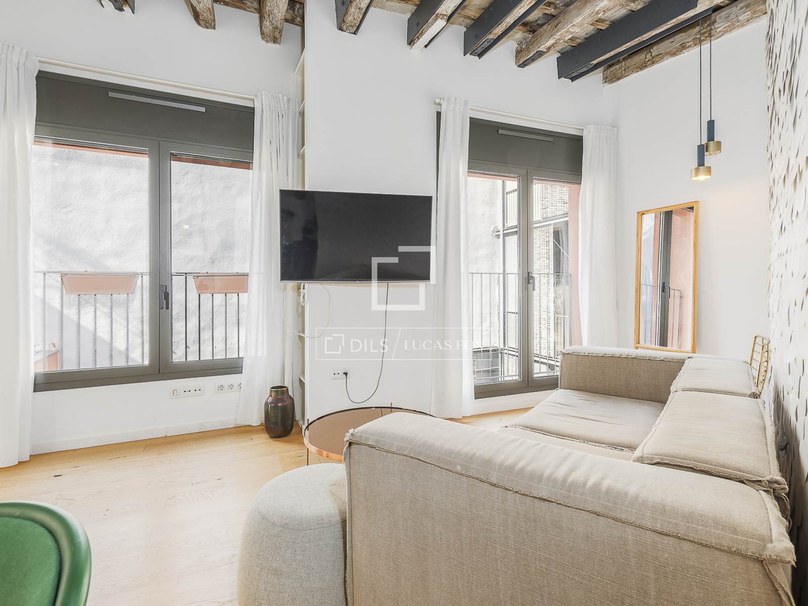 Dzīvoklis Barcelona, Spānijā 2 istabas, 74 m2 Nr. 192697