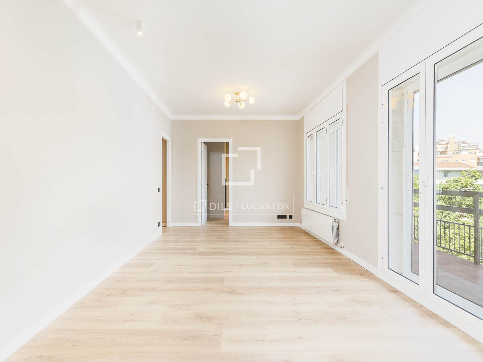 Wohnung in Barcelona, Spanien 4 Schlafzimmer, 100 m2 Nr. 192695