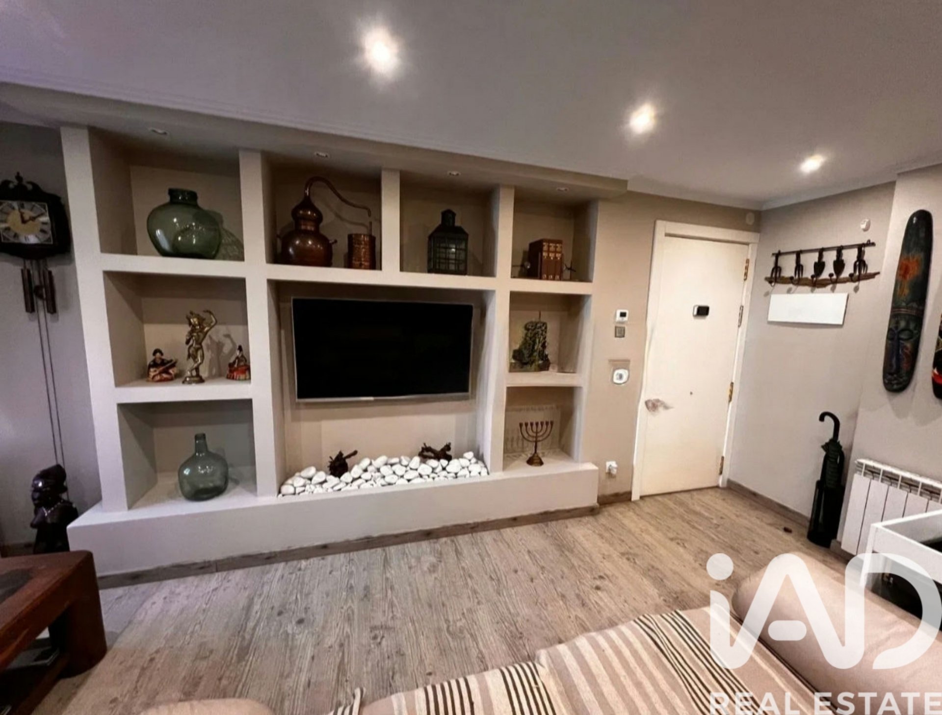 Apartment in Donostia-San Sebastian, Gipuzkoa, Spain 2 bedrooms, 65 sq.m. No. 188444