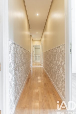 Talo Madrid, Espanja 5 makuuhuonetta, 455 m2 No. 188442