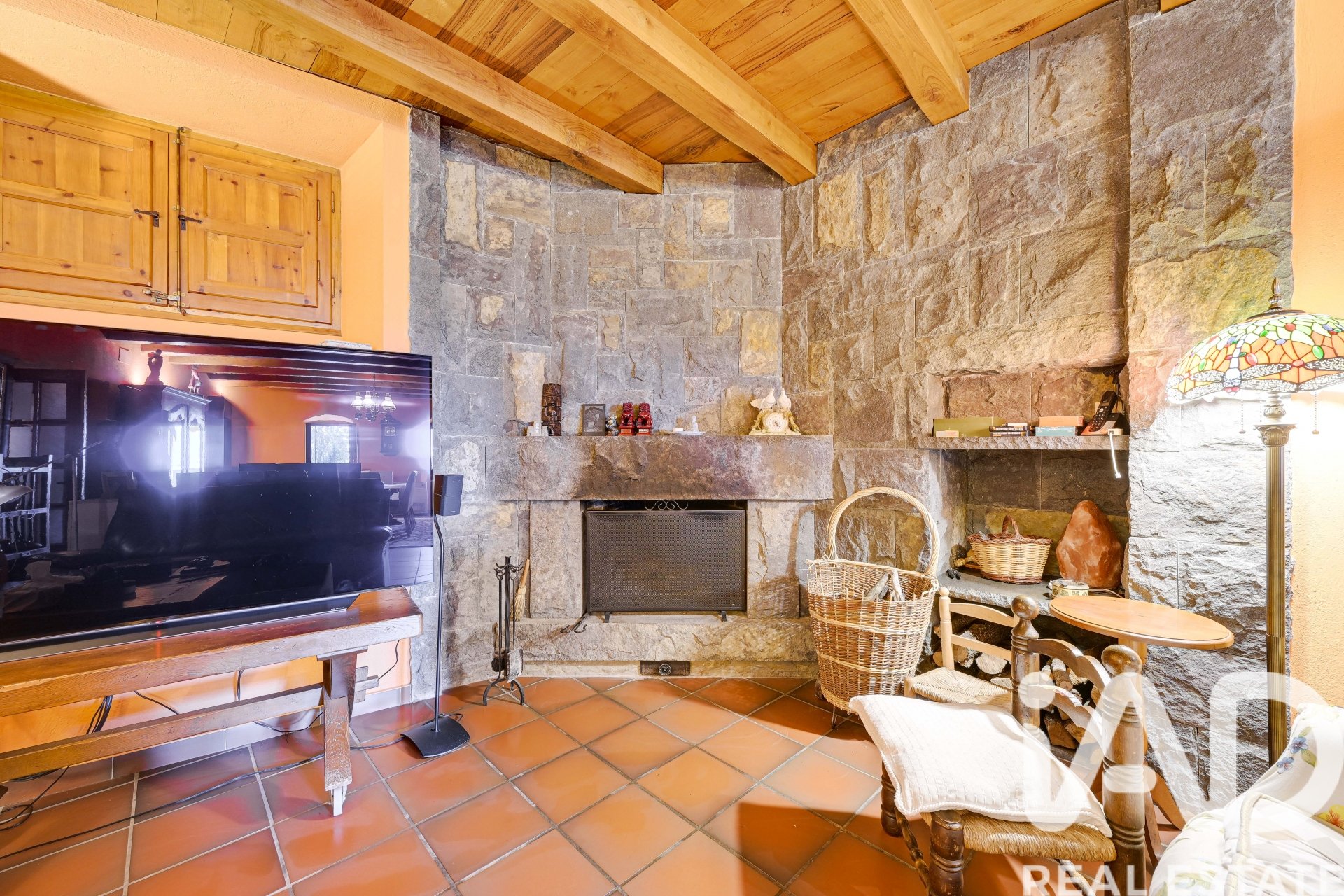 Hus i Amer, Girona, Spanien 6 sovrum, 720 kvm. Nr. 172538