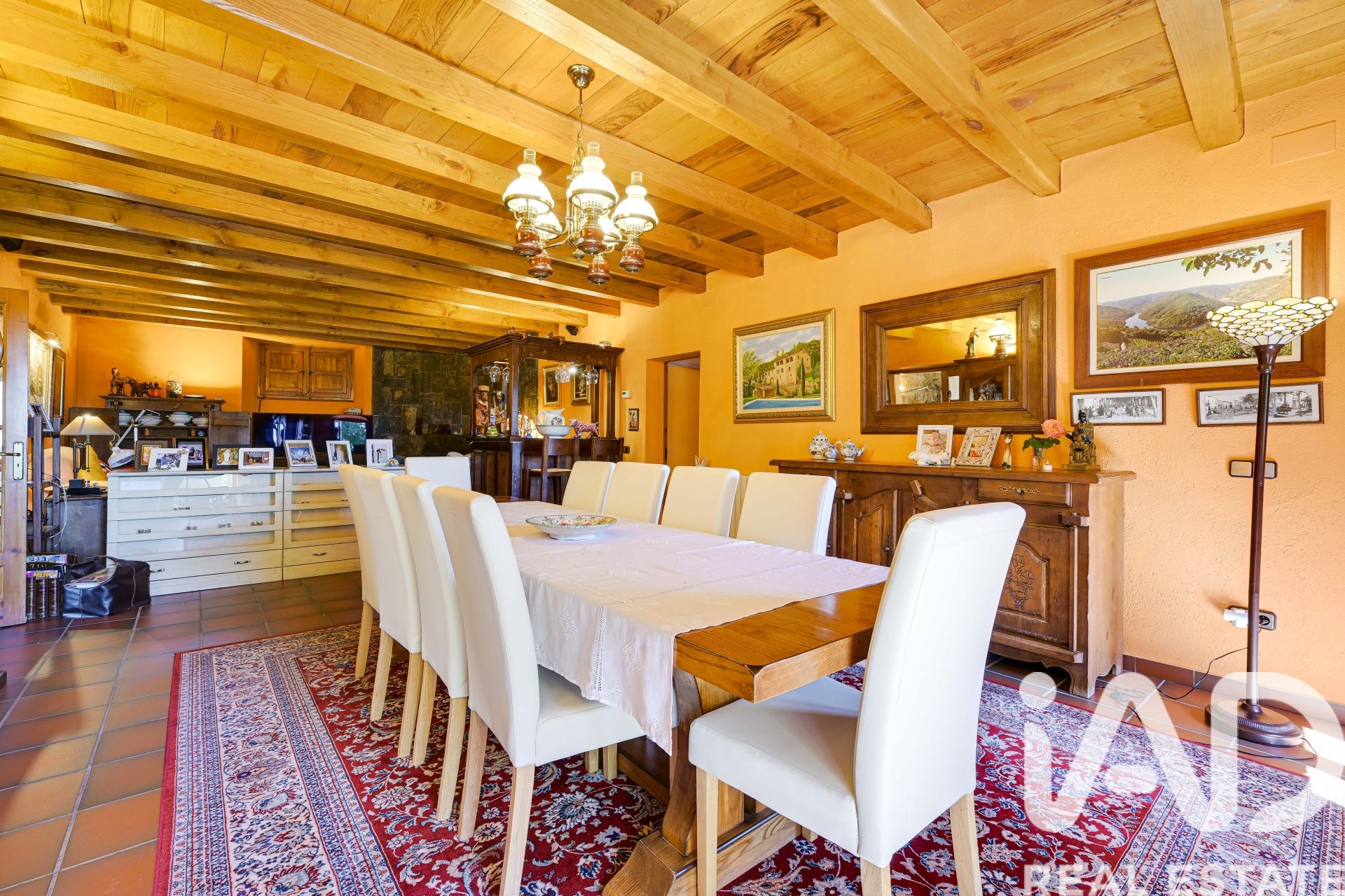 Hus i Amer, Girona, Spanien 6 sovrum, 720 kvm. Nr. 172538