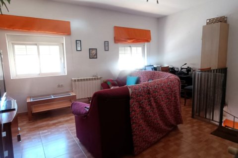 Commercial property in Sahagun, Leon, Spain 180 sq.m. No. 185937