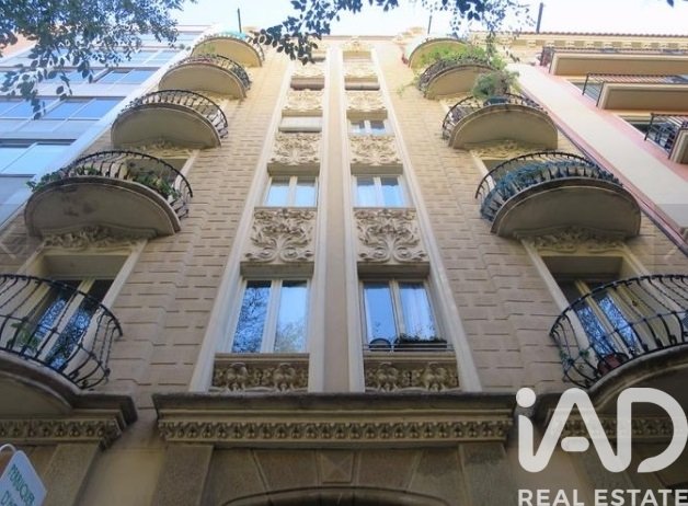 Apartment à Barcelona, Espagne 1 chambre, 65 m2 No. 172385