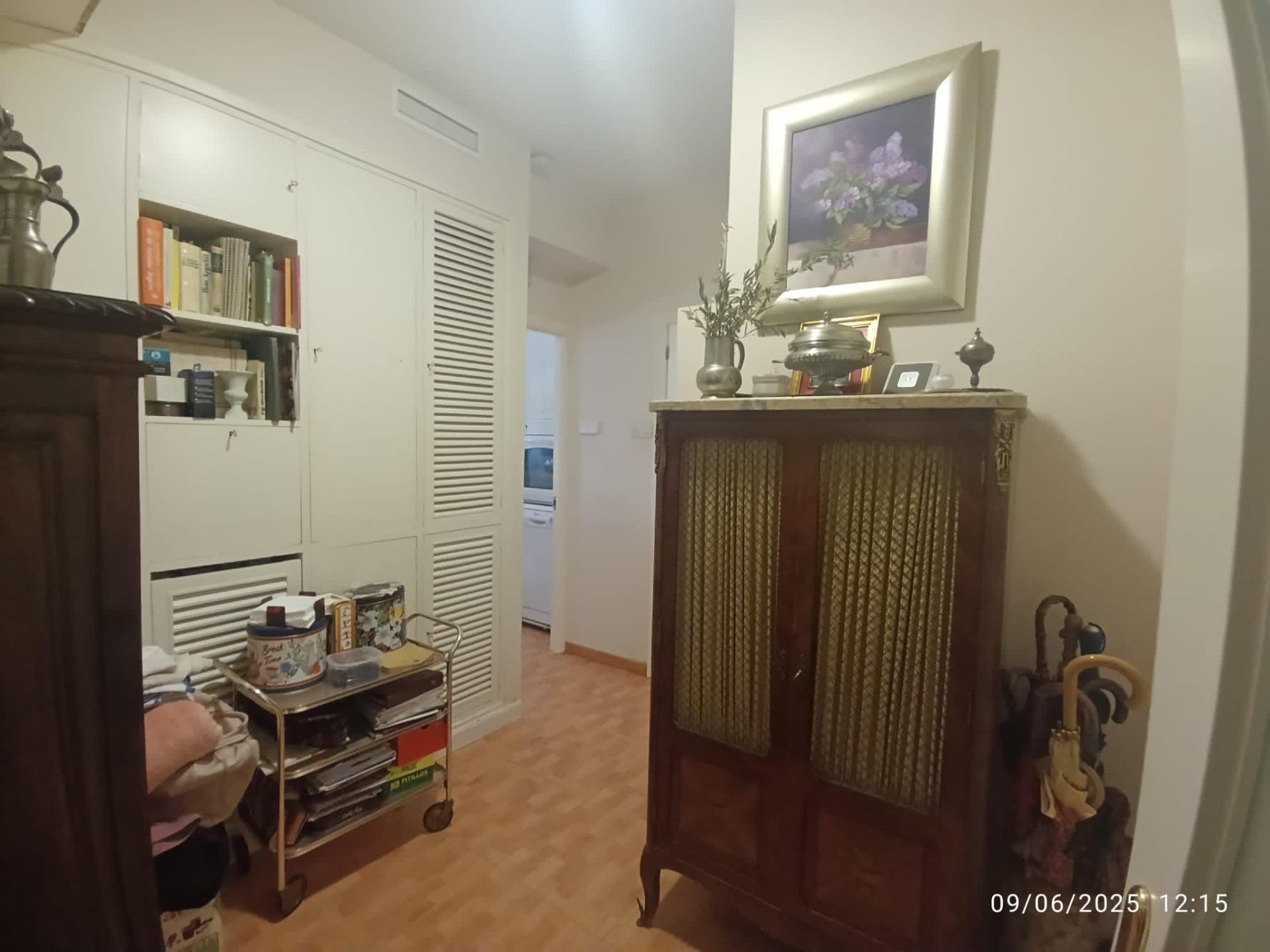 Huoneisto Madrid, Espanja 2 makuuhuonetta, 133 m2 No. 177550