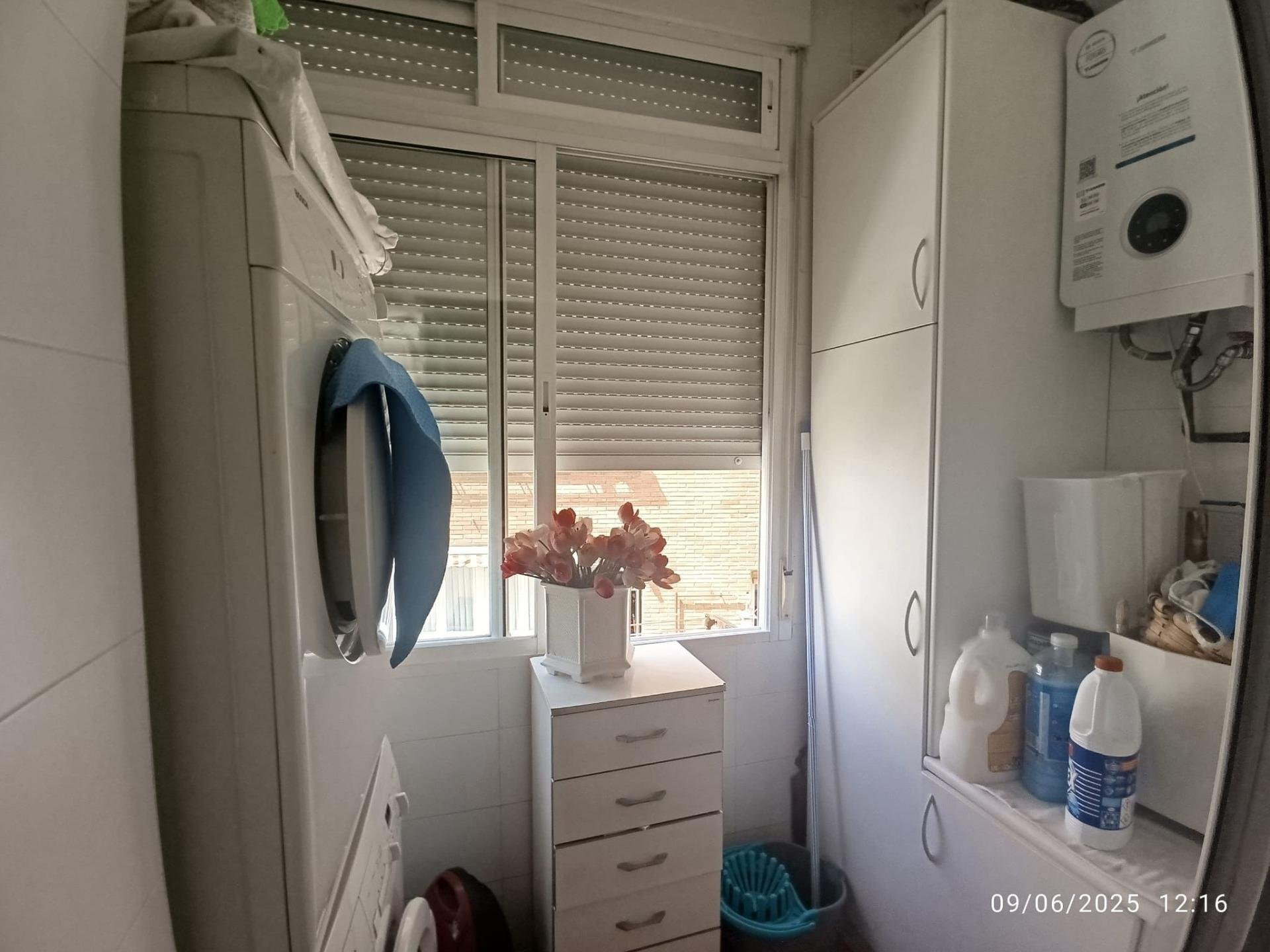 Huoneisto Madrid, Espanja 2 makuuhuonetta, 133 m2 No. 177550