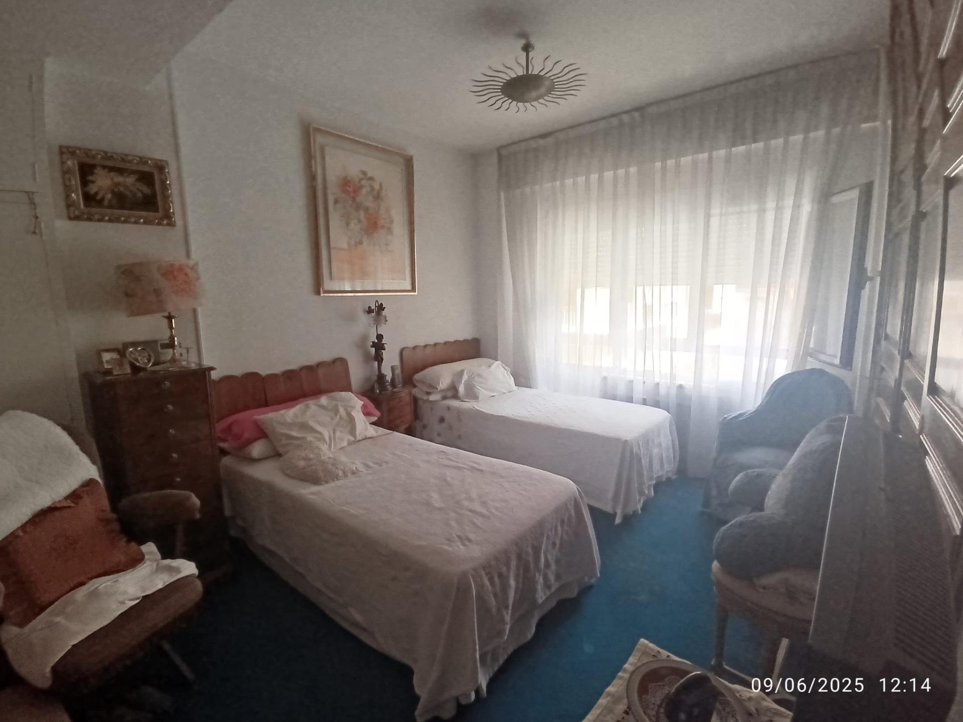 Huoneisto Madrid, Espanja 2 makuuhuonetta, 133 m2 No. 177550