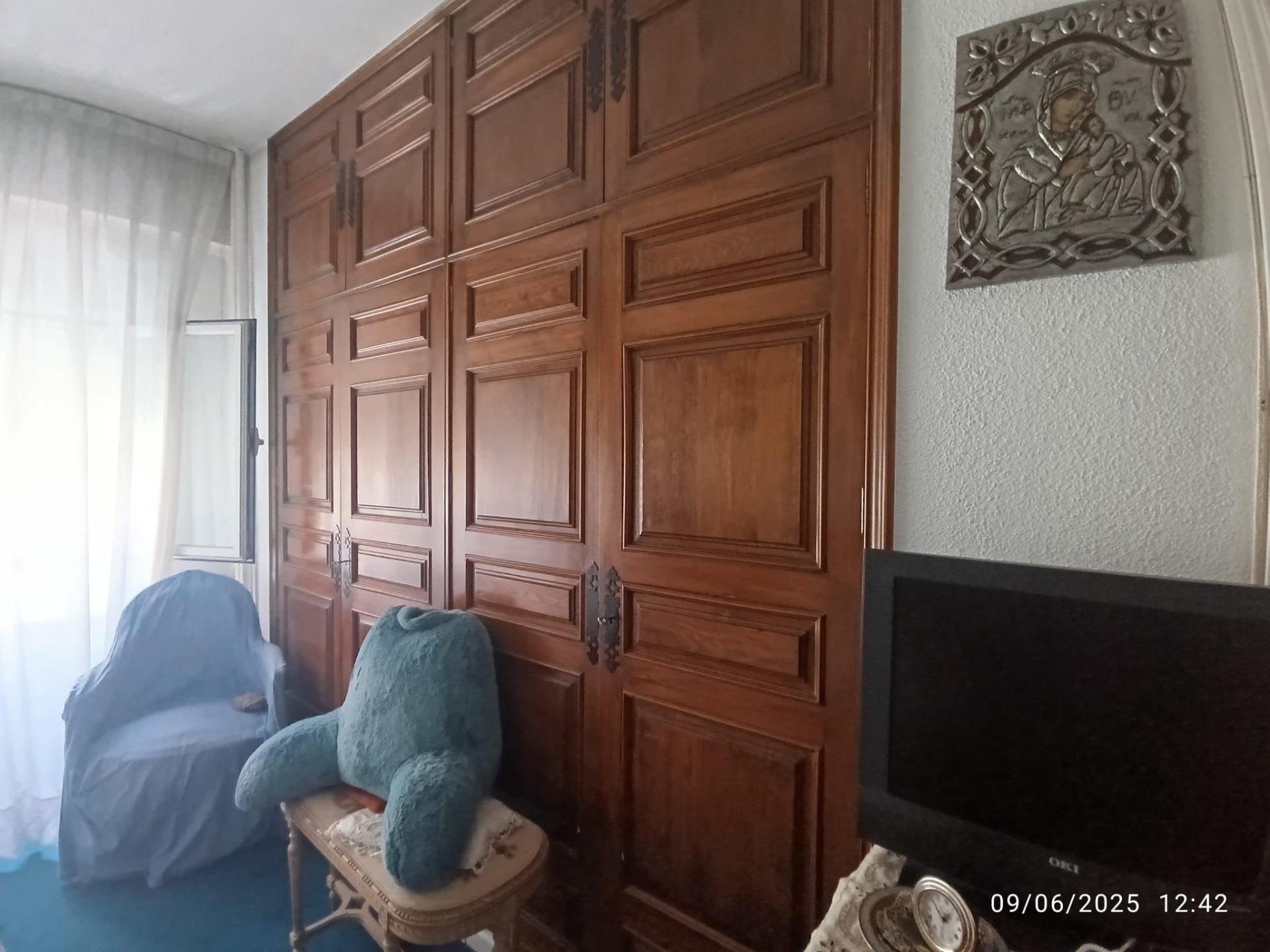 Huoneisto Madrid, Espanja 2 makuuhuonetta, 133 m2 No. 177550