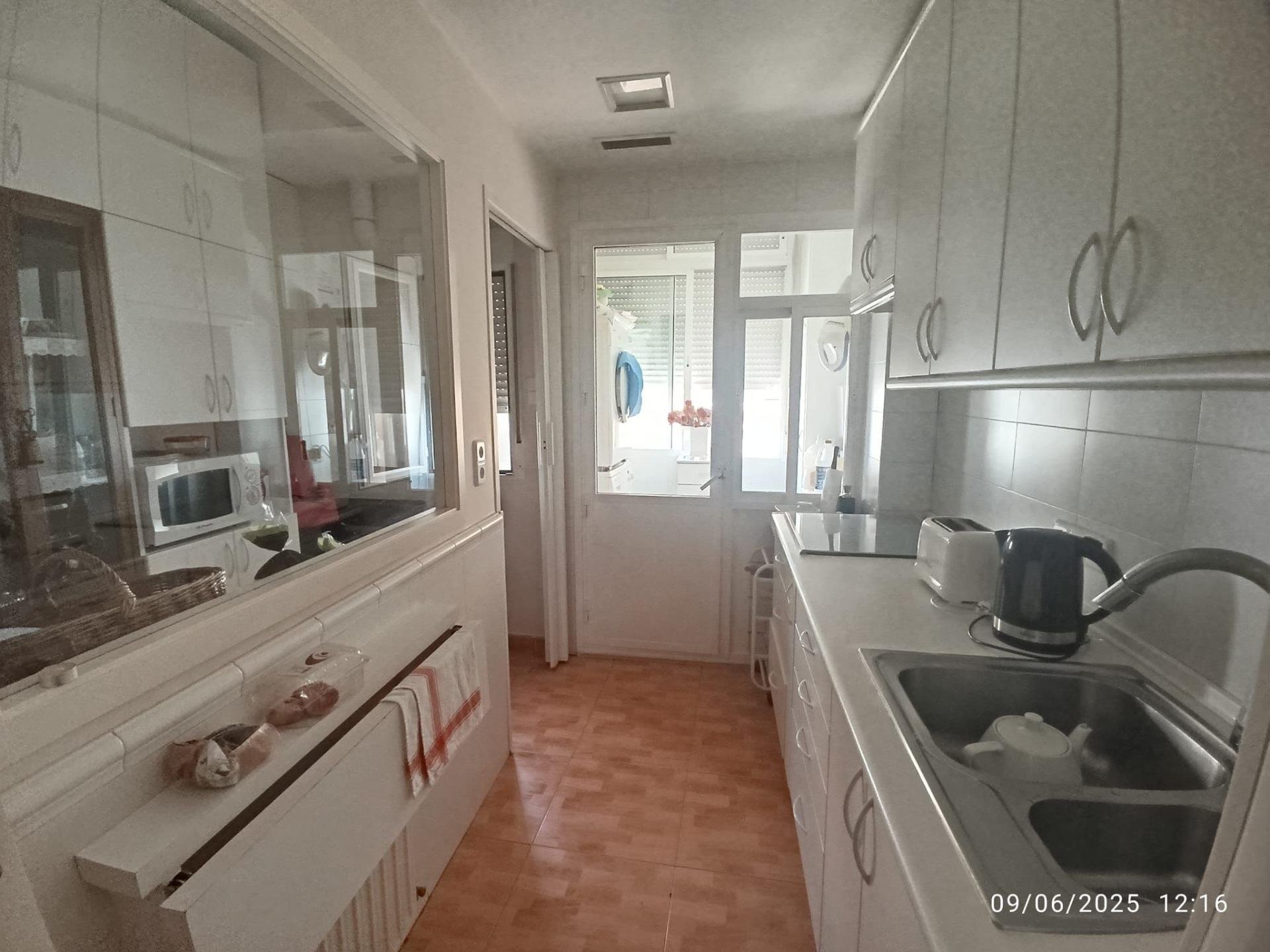 Huoneisto Madrid, Espanja 2 makuuhuonetta, 133 m2 No. 177550