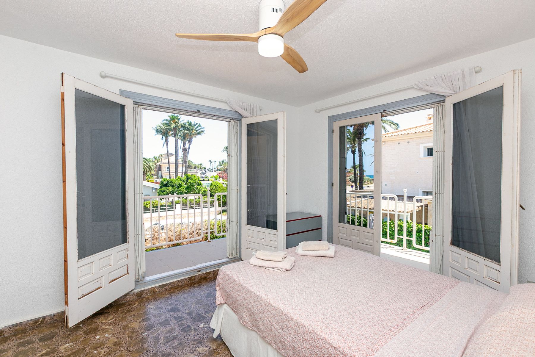 Villa in La Zenia, Alicante, Spanien 293 m2 Nr. 177547