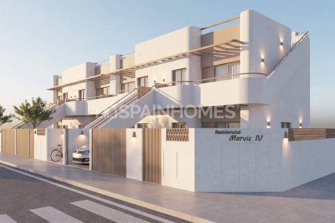 Ático en Pilar de la Horadada, Alicante, España 2 dormitorios, 62 m2 No. 178235