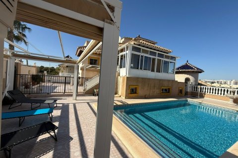 Villa in Alicante, Spanien 5 Schlafzimmer, 231 m2 Nr. 194596