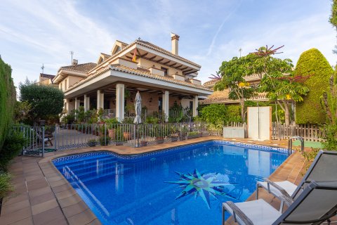 Villa in La Veleta, Alicante, Spanien 6 Schlafzimmer, 728 m2 Nr. 139265