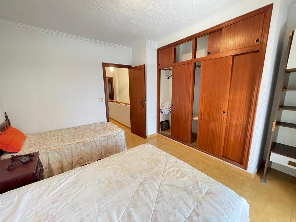 Duplex à Guardamar del Segura, Alicante, Espagne 3 chambres, 77 m2 No. 100565