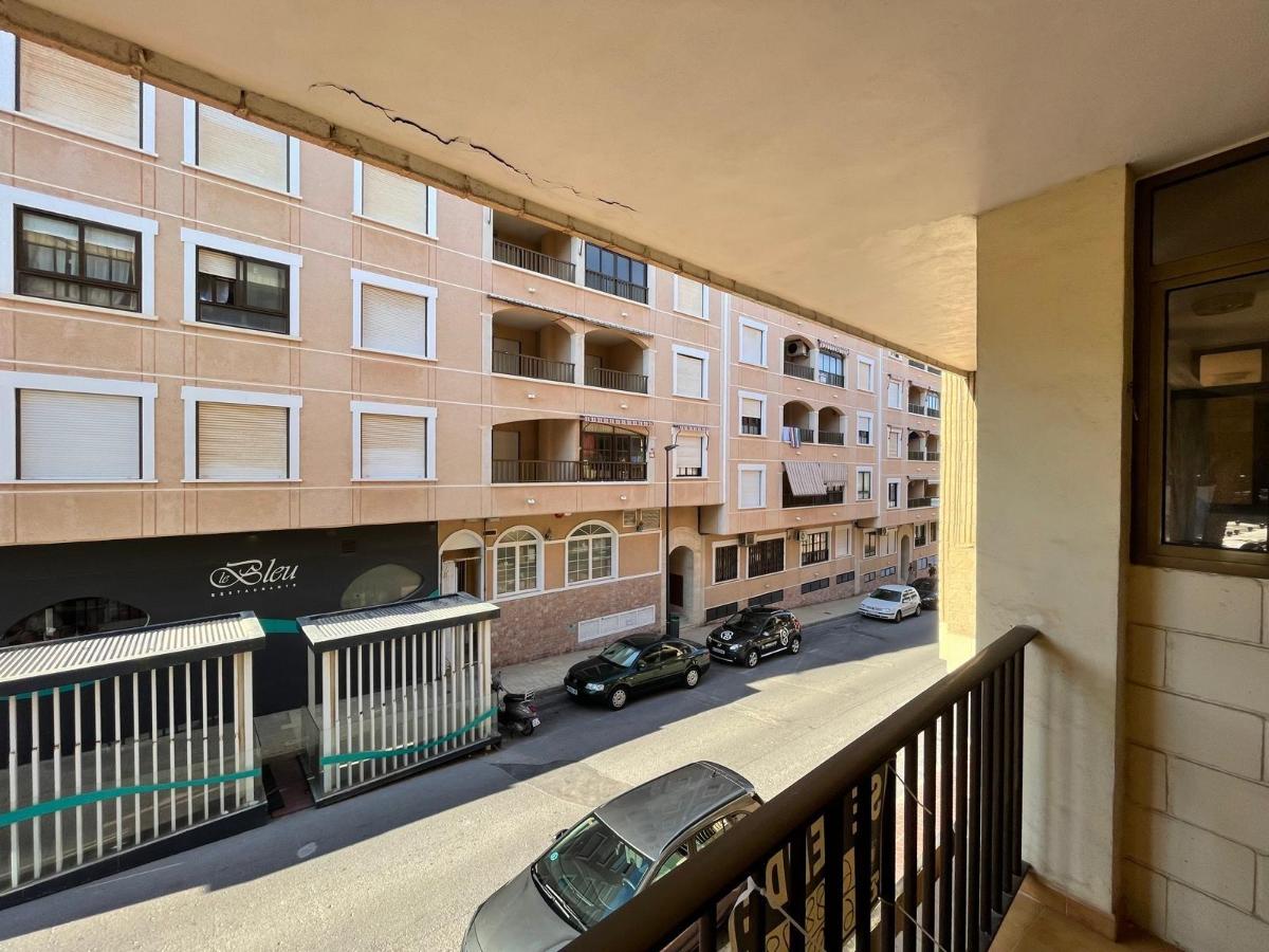 Duplex à Guardamar del Segura, Alicante, Espagne 3 chambres, 77 m2 No. 100565