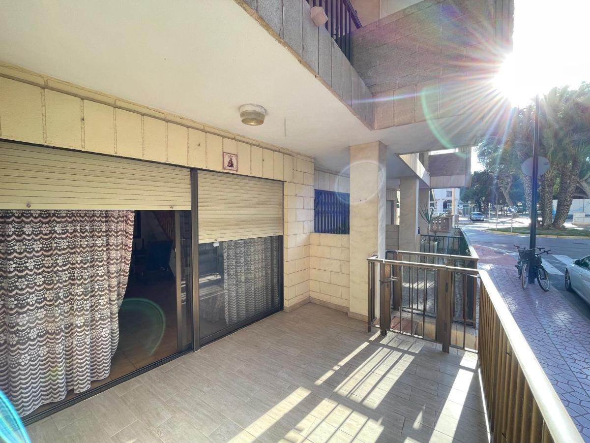 Duplex à Guardamar del Segura, Alicante, Espagne 3 chambres, 77 m2 No. 100565