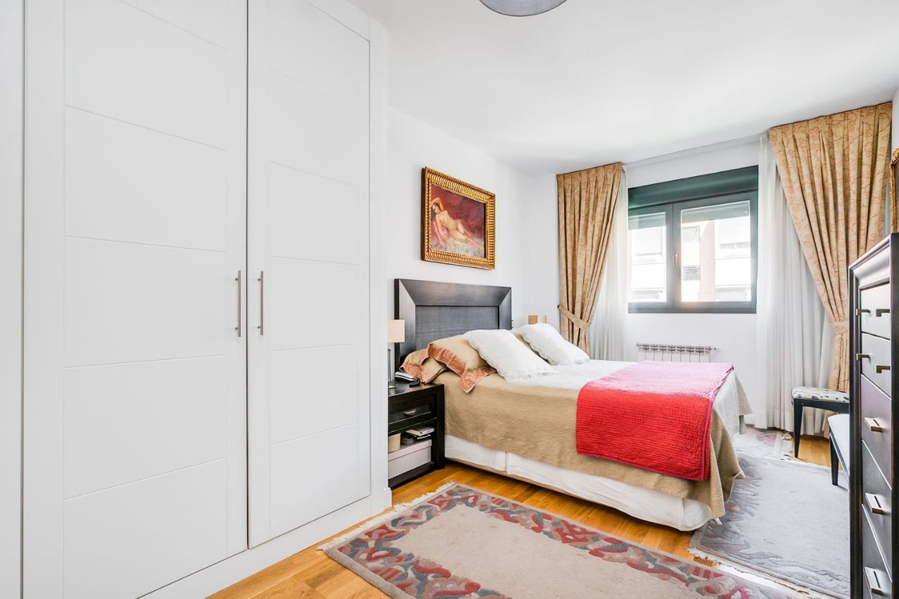 Huoneisto Madrid, Espanja 3 makuuhuonetta, 100 m2 No. 60161