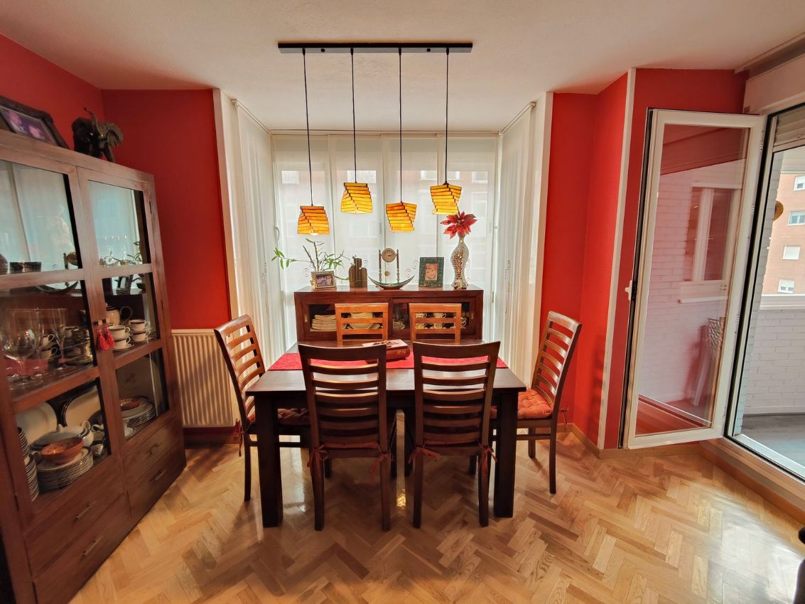 Apartament w Madrid, Hiszpania 3 sypialnie, 147 mkw. nr 60162
