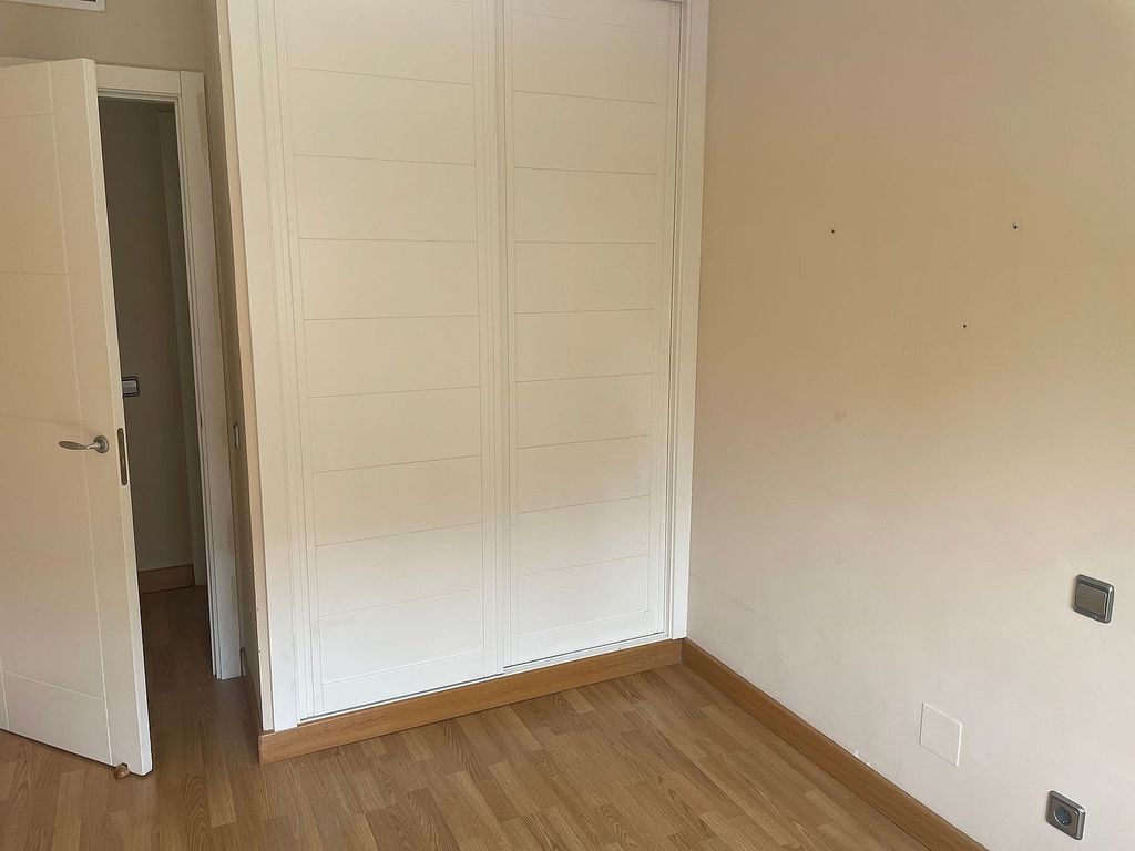 Apartamento en Madrid, España 3 dormitorios, 128 m2 No. 60159
