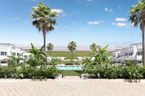 Bungalow in Torrevieja, Alicante, Spain 2 bedrooms, 120 sq.m. No. 113097