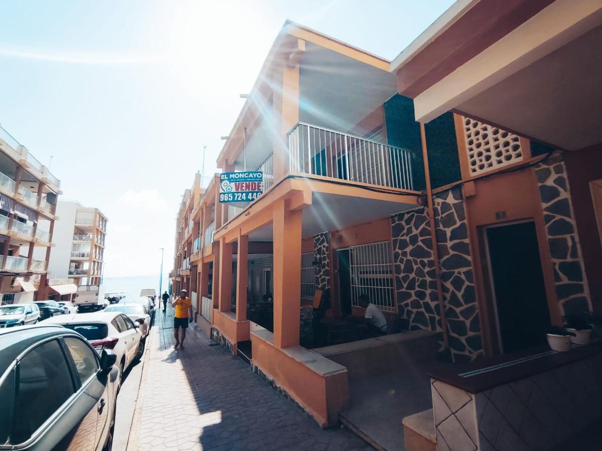 Apartment in Guardamar del Segura, Alicante, Spain 4 bedrooms, 130 sq.m. No. 113098