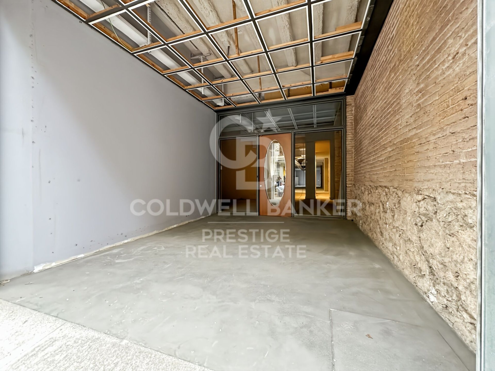 Commercial property à Barcelona, Espagne 556 m2 No. 160468