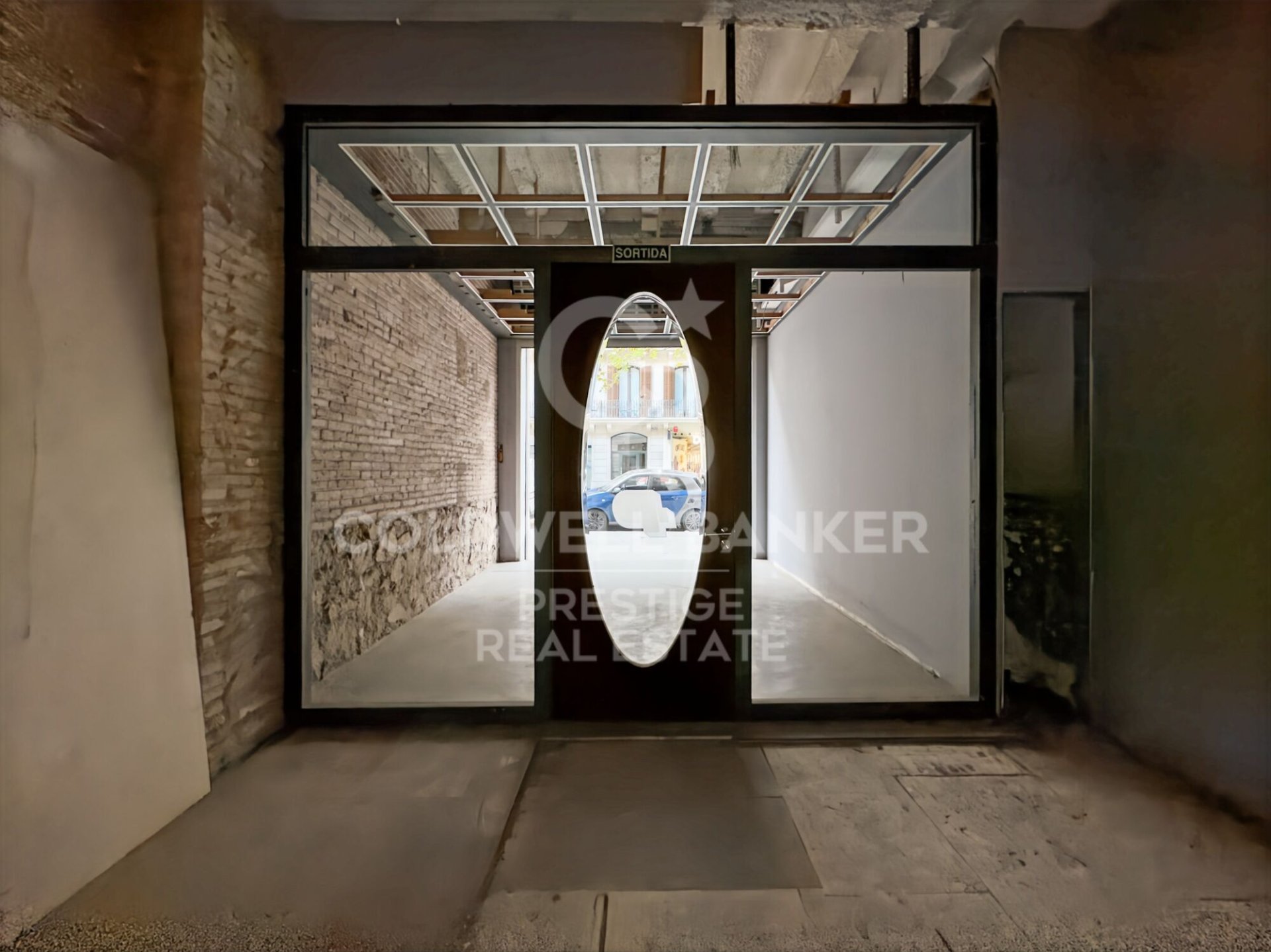 Commercial property à Barcelona, Espagne 556 m2 No. 160468