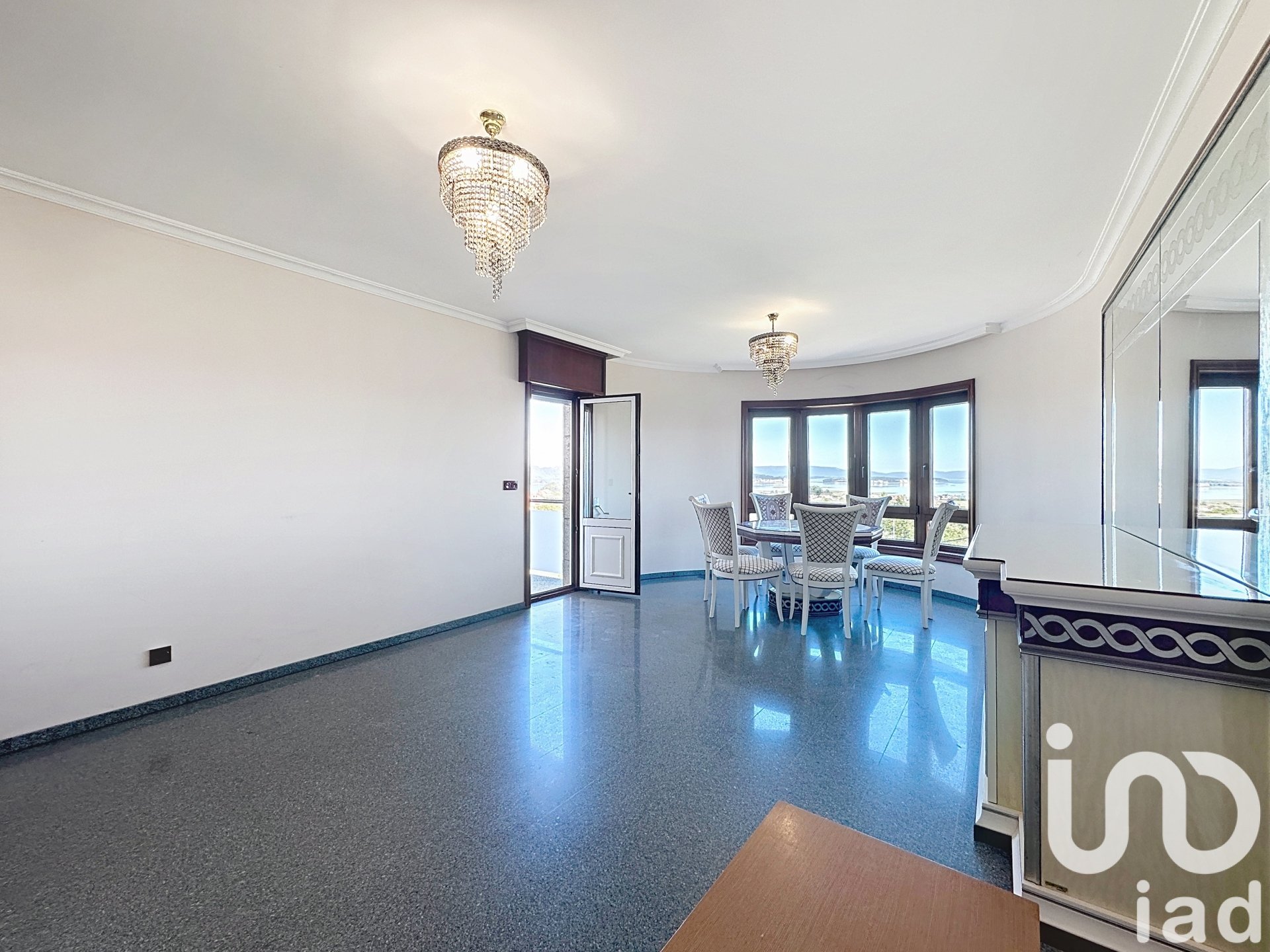 Casa a Sanxenxo, Pontevedra, Spagna 3 camere da letto, 322 mq. N° 153162