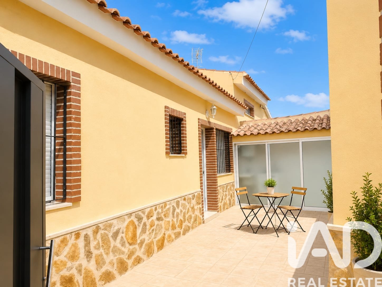 Commercial property in Murcia, Spain No. 188287