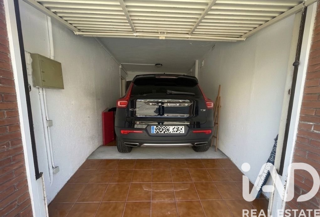 Townhouse in Vilassar de Dalt, Barcelona, Spain 4 bedrooms, 228 sq.m. No. 188283