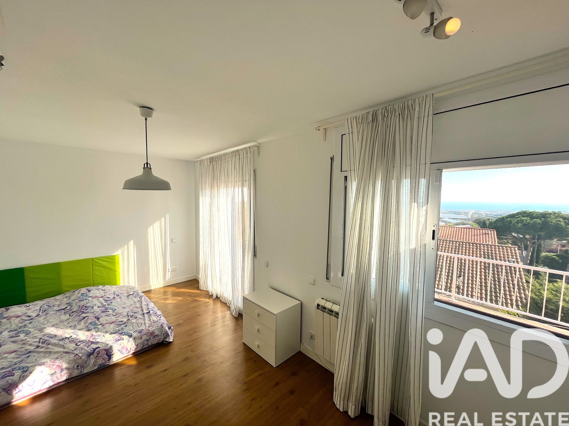 Townhouse in Vilassar de Dalt, Barcelona, Spain 4 bedrooms, 228 sq.m. No. 188283