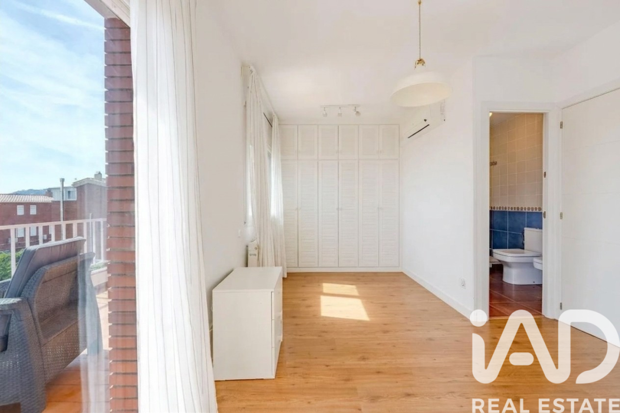 Townhouse in Vilassar de Dalt, Barcelona, Spain 4 bedrooms, 228 sq.m. No. 188283